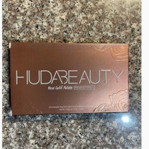HUDA Beauty Rose Gold Remastered Eyeshadow Palette